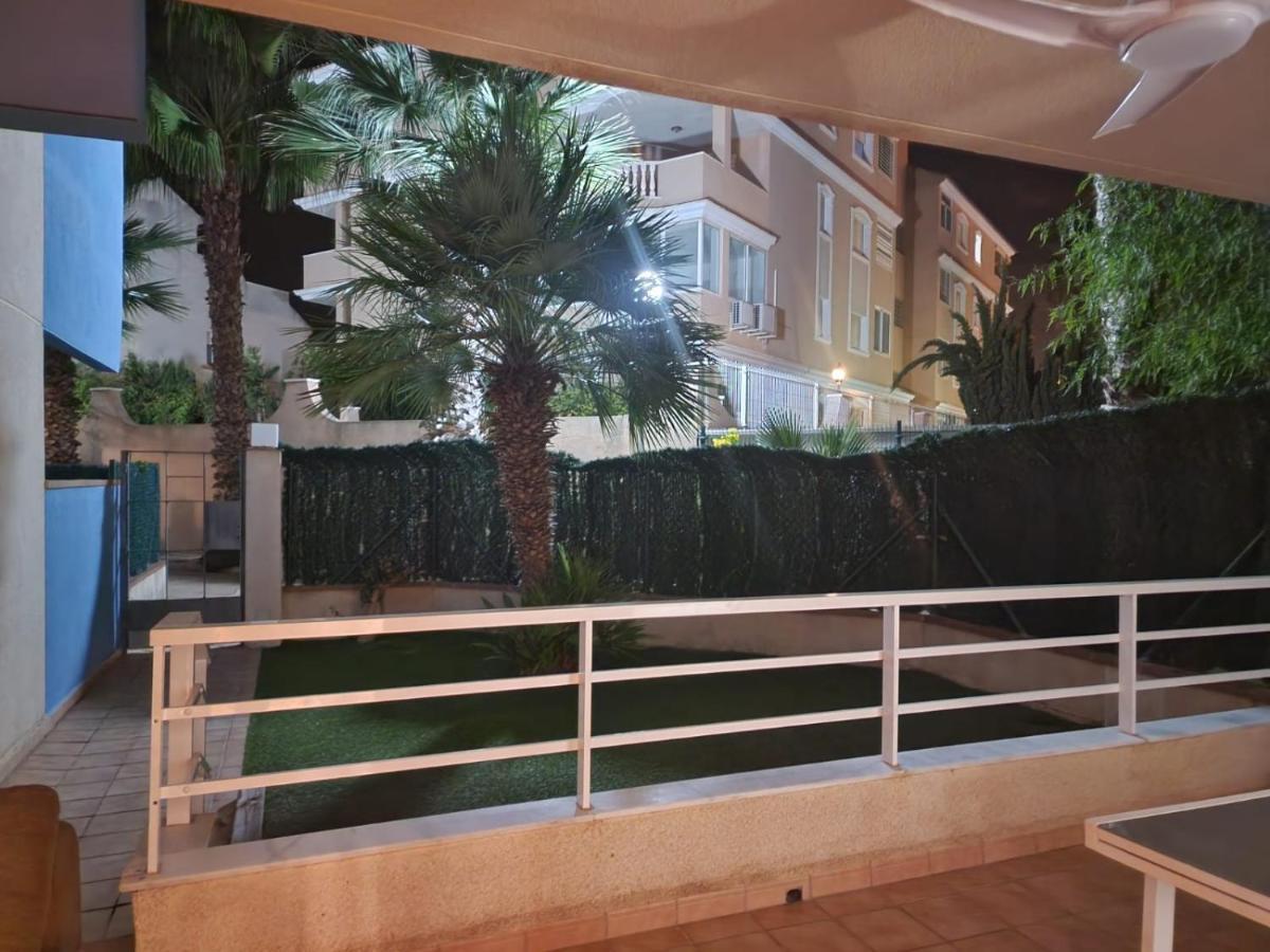 Apartamento Con Jardin En Playa Cabo Roig Tiene Wifi Orihuela Kültér fotó