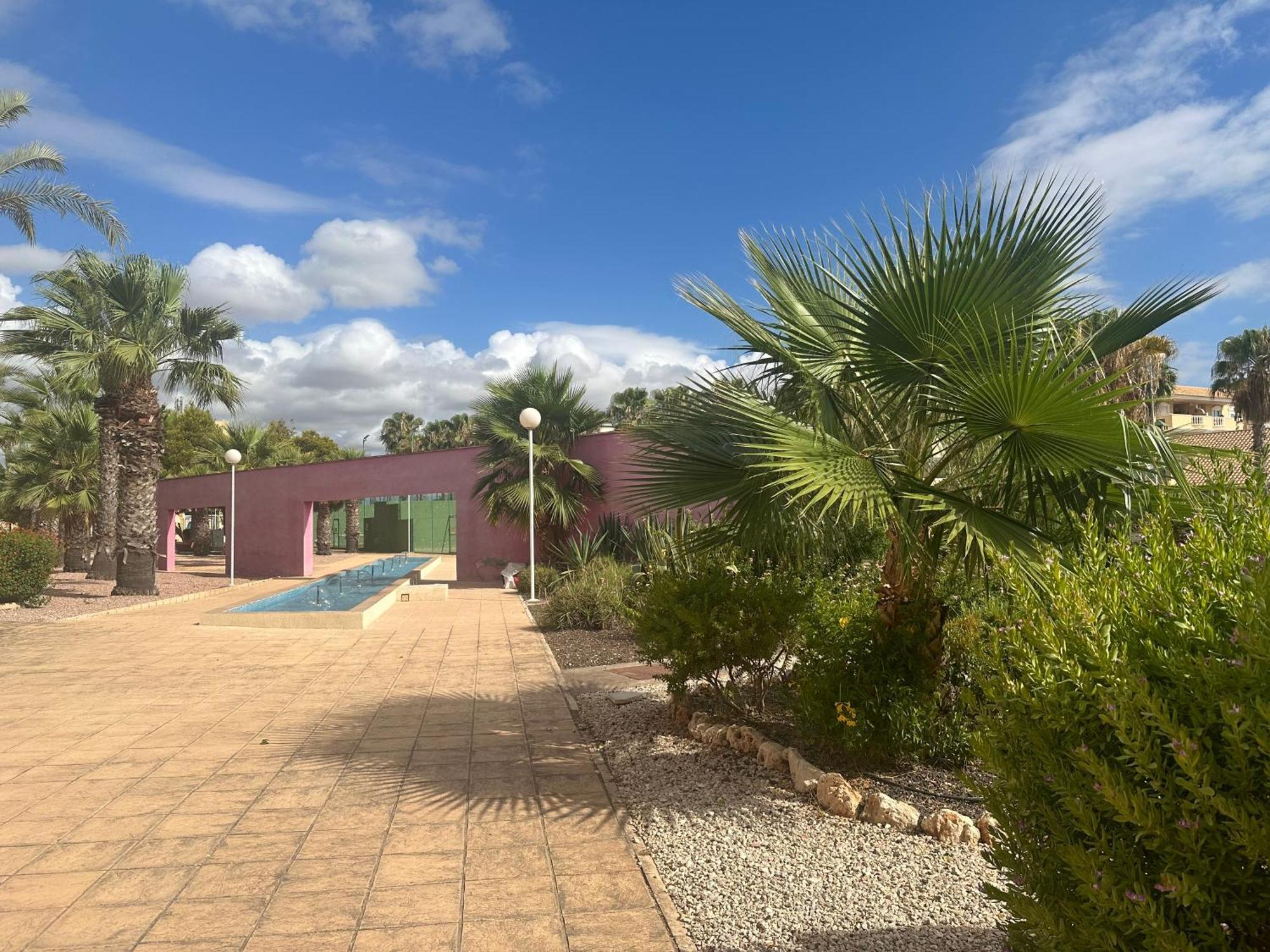 Apartamento Con Jardin En Playa Cabo Roig Tiene Wifi Orihuela Kültér fotó